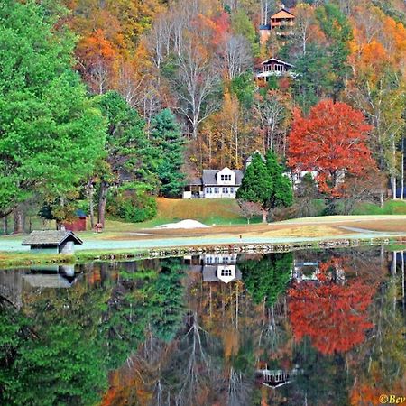 Romantic, Honeymoon Cabin In The Smokies! Gatlinburg Exterior foto