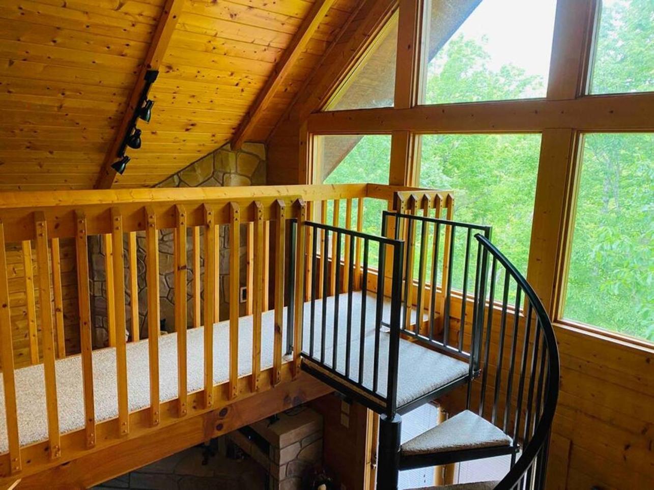 Romantic, Honeymoon Cabin In The Smokies! Gatlinburg Exterior foto