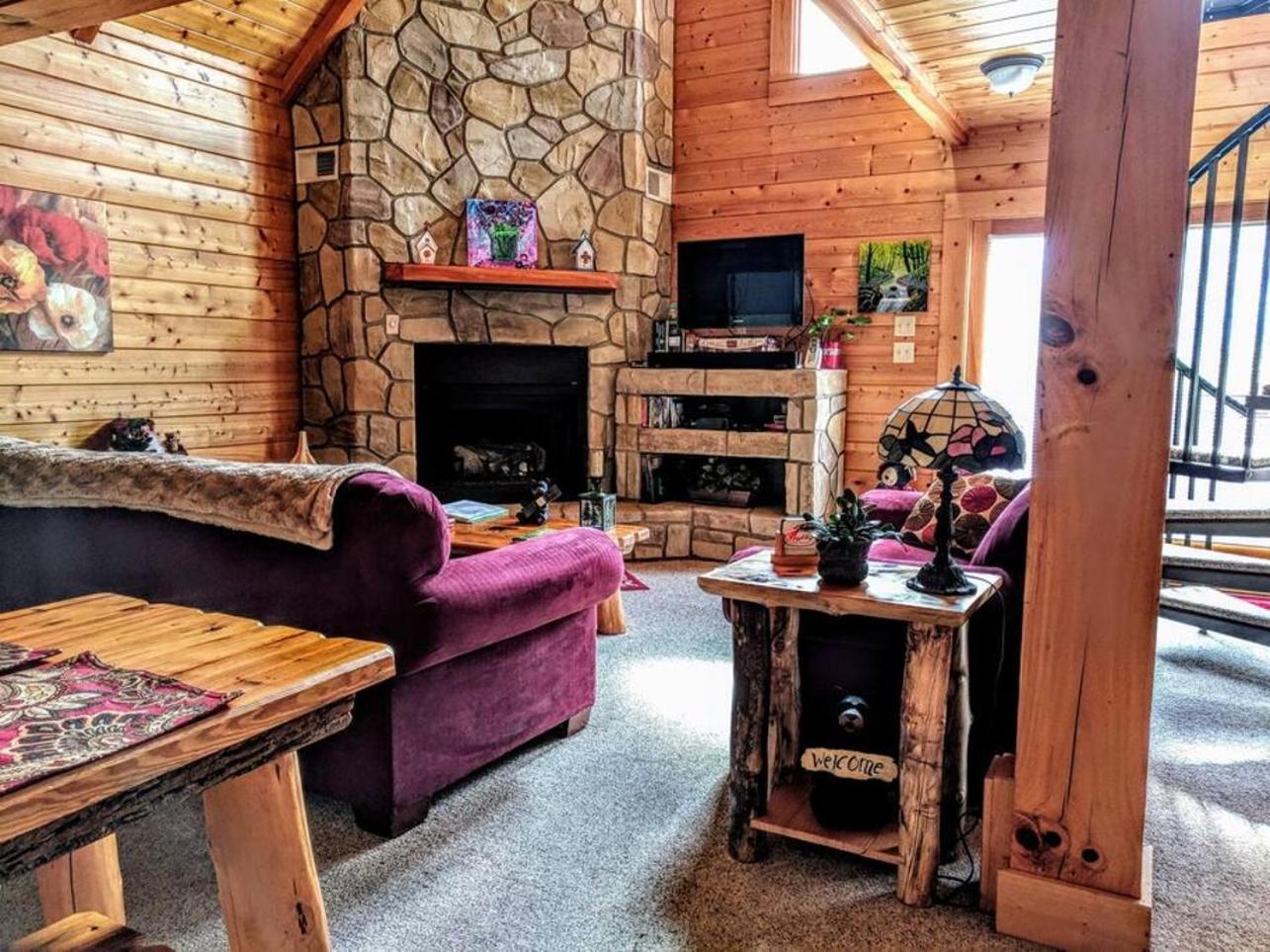 Romantic, Honeymoon Cabin In The Smokies! Gatlinburg Exterior foto