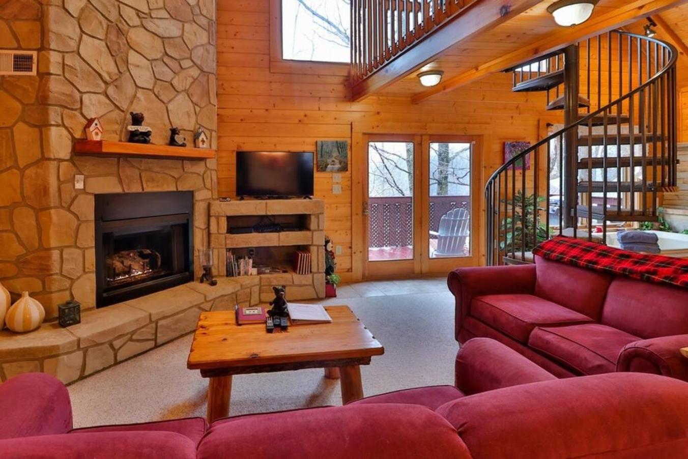 Romantic, Honeymoon Cabin In The Smokies! Gatlinburg Exterior foto
