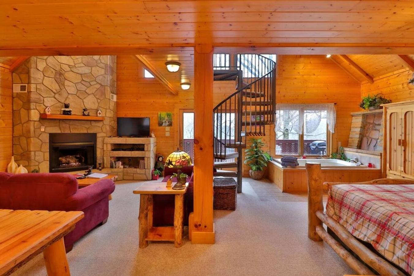 Romantic, Honeymoon Cabin In The Smokies! Gatlinburg Exterior foto